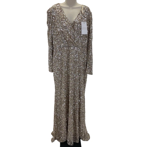 NWT Mac Duggal Sequined Dress 18 Gold - Picture 7 of 16